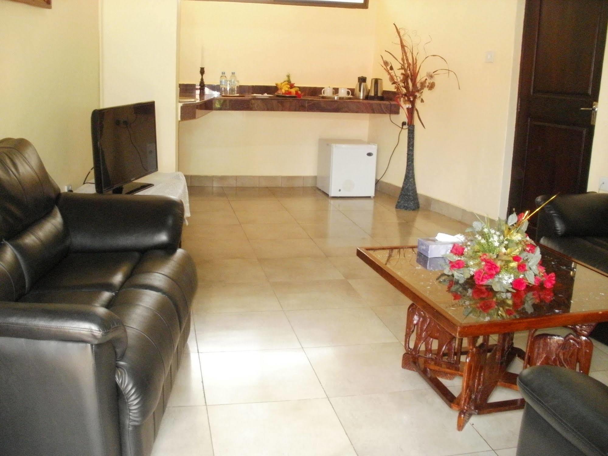 Morogoro Hotel Exterior photo