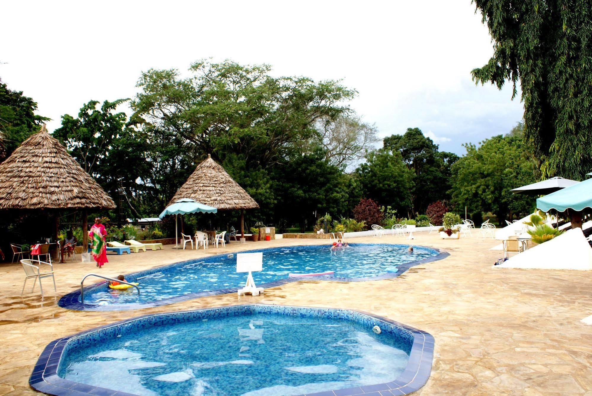 Morogoro Hotel Exterior photo