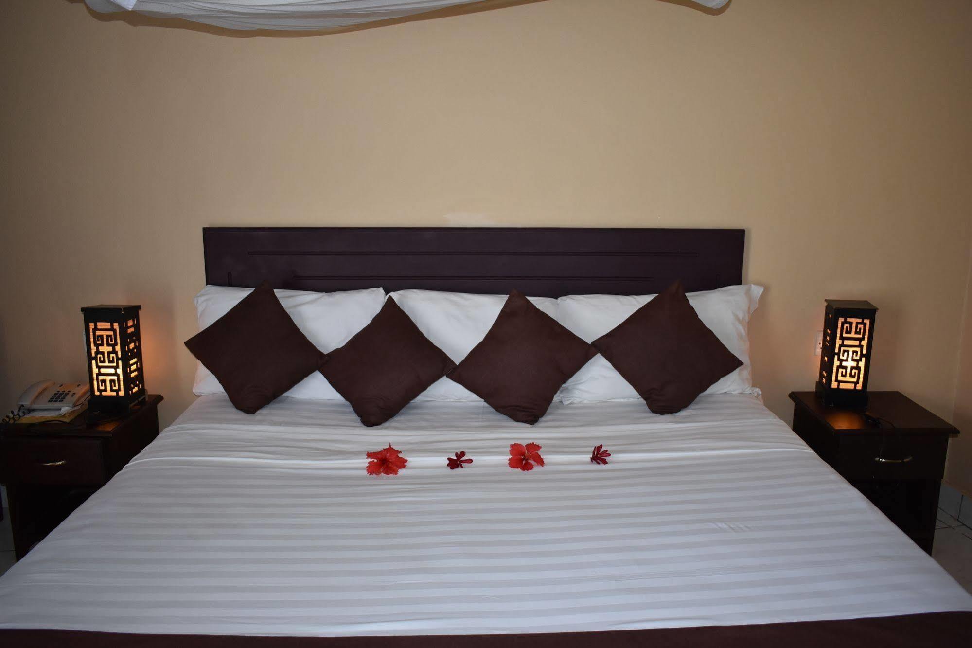 Morogoro Hotel Exterior photo